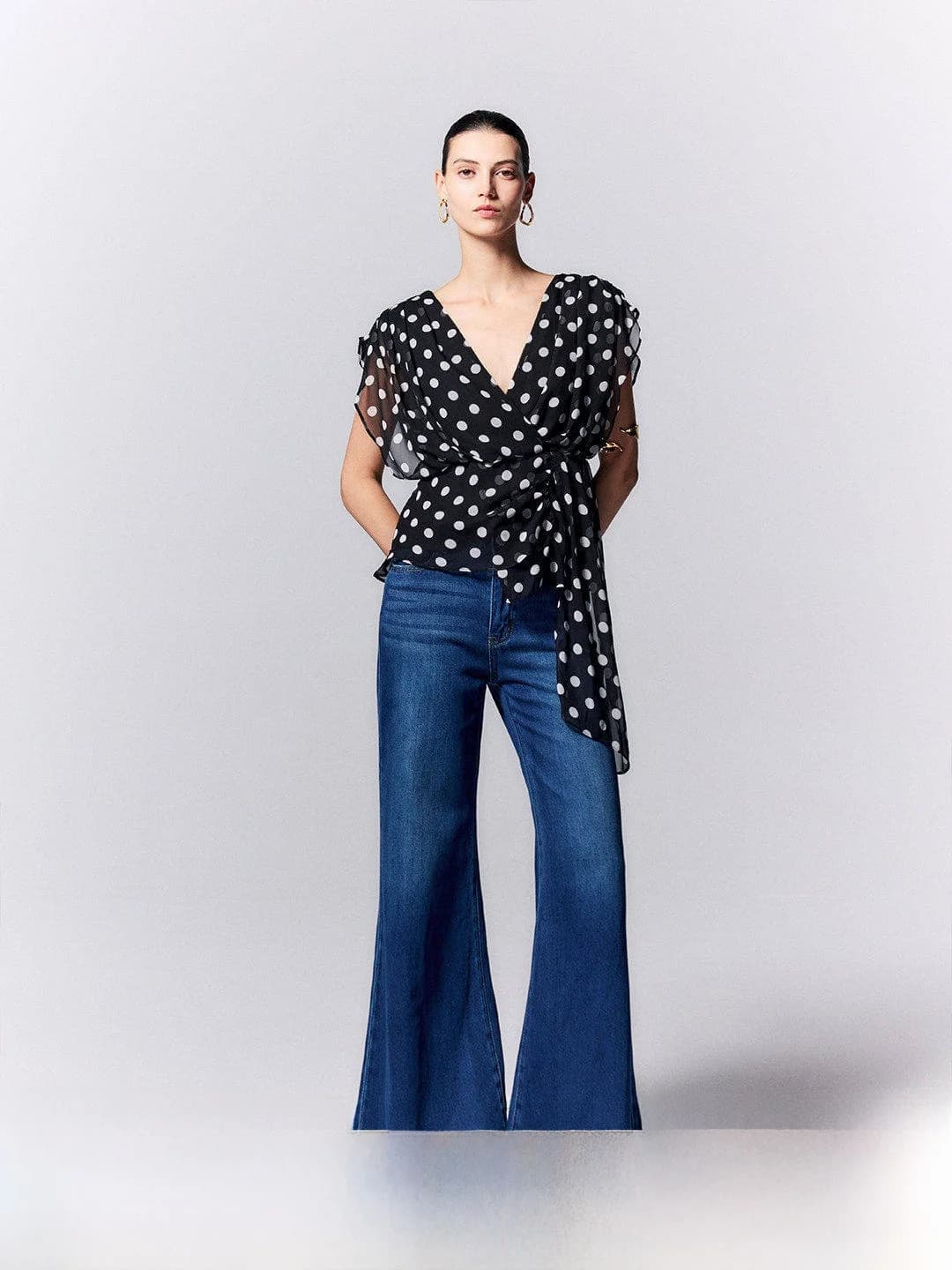 Black Polka Dot Sleeveless V-Neck T-Shirt Women's Summer New Waist-Cinching Slimming Anti-Aging Top Korean Style Loose Fit