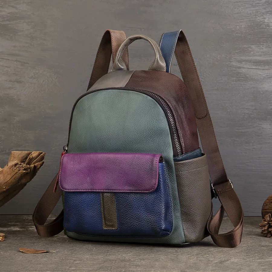 aNew styleuovoWoman bag in real leather, retro backpack in national style, colorful backpack with contrasting seams, of great ability, fashionable and