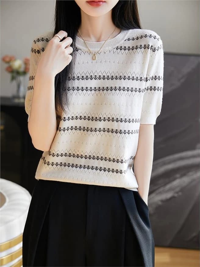 Nuova Maglia Lavorata a Maglia a Mezza Manica da Donna 2026, Maglione a Maniche Corte con Design Traforato, Stile Estivo per il Pendolarismo, Top Girocollo