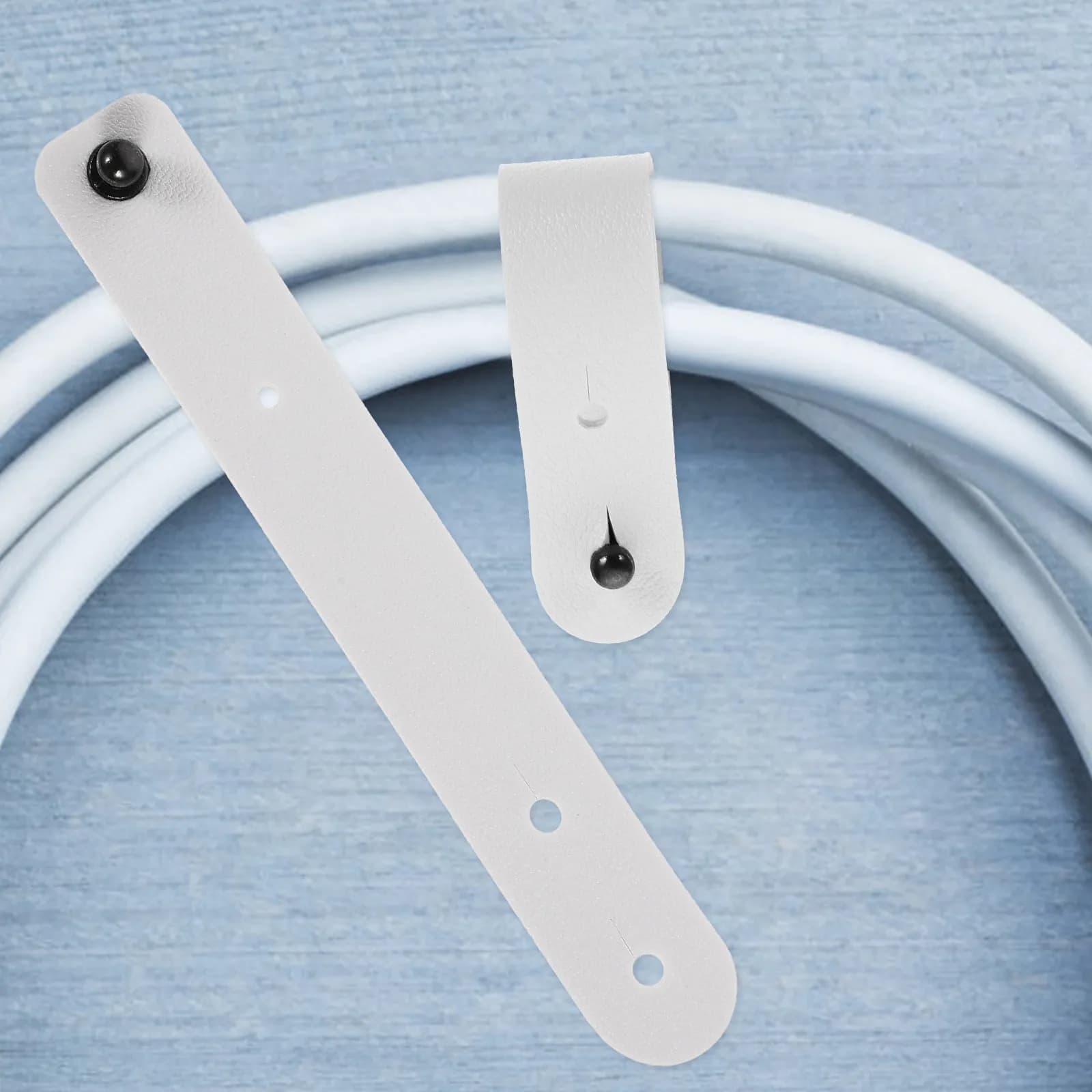 5Pcs Elegant Cord Management Tie Reusable Wire Organizer for Earbuds Charging Cables Home Office Stocking Stuffers Mens