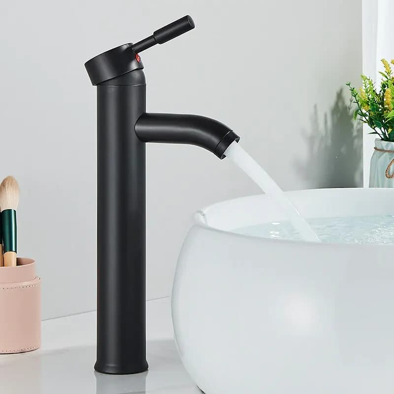 Rubinetto da bagno nero opaco miscelatore per lavabo con acqua calda e fredda minimalista rubinetto per lavabo in acciaio inossidabile con montaggio a ponte Tapware a foro singolo