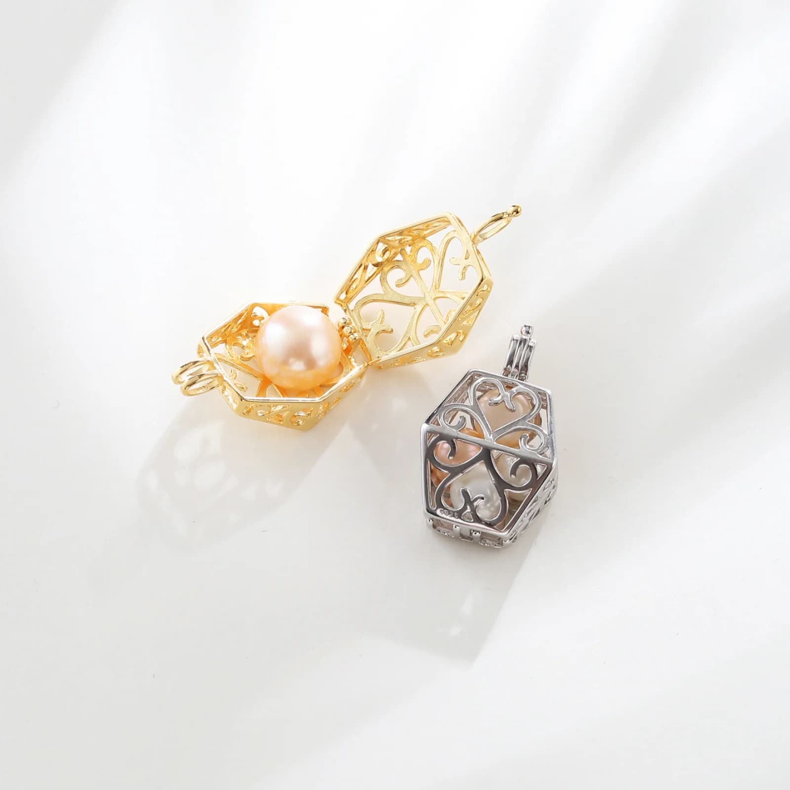 2Pcs/lot Copper Handbag Pearl Cage Pendant Blank Settings Round Bead For DIY Necklace Charm Jewelry Making Accessory