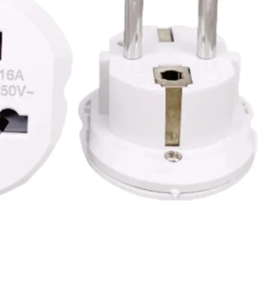 Adattatore da viaggio universale UE 16A Convertitore Euro Convertitore adattatore per caricabatterie con presa di corrente CA da UK US AU a UE 250V