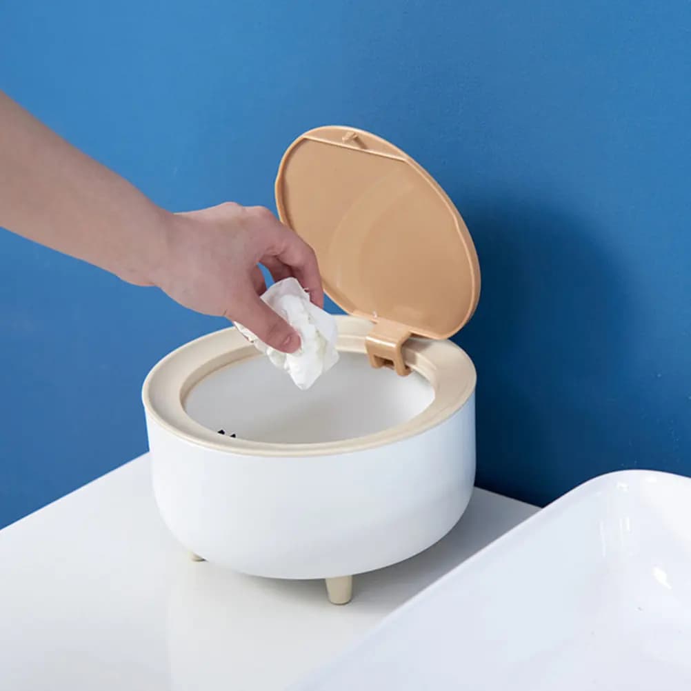 Cestino da scrivania piccolo con coperchio a pressione, moderno ed elegante, con controllo degli odori, compatto per ufficio, casa, dormitorio, piano di lavoro
