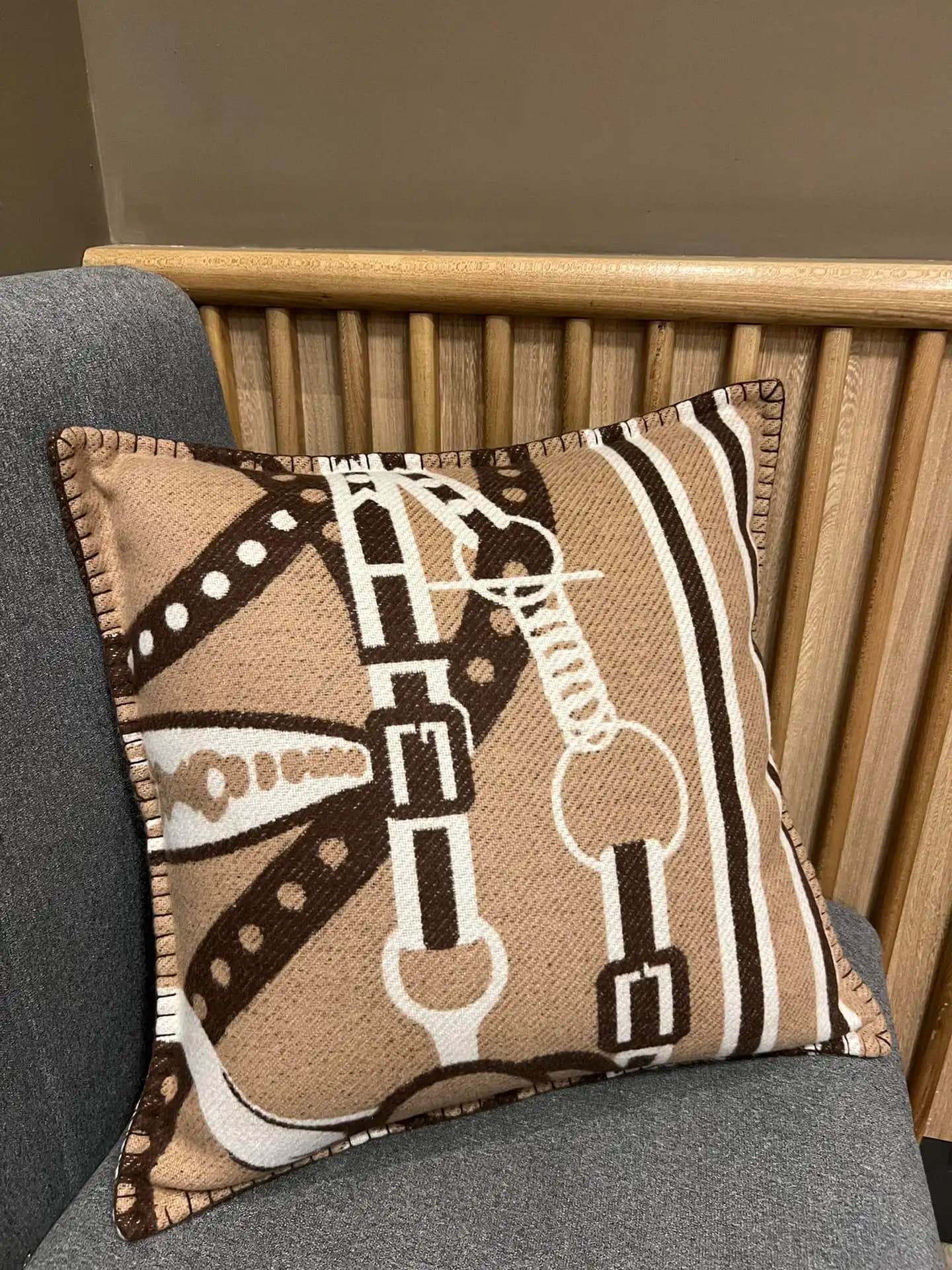 Cuscini Decorativi di Lusso Fatti a Mano, Cuscini per Casa e Divano, Cuscini da Esterno, Cuscini Premium, Regali di Pregio