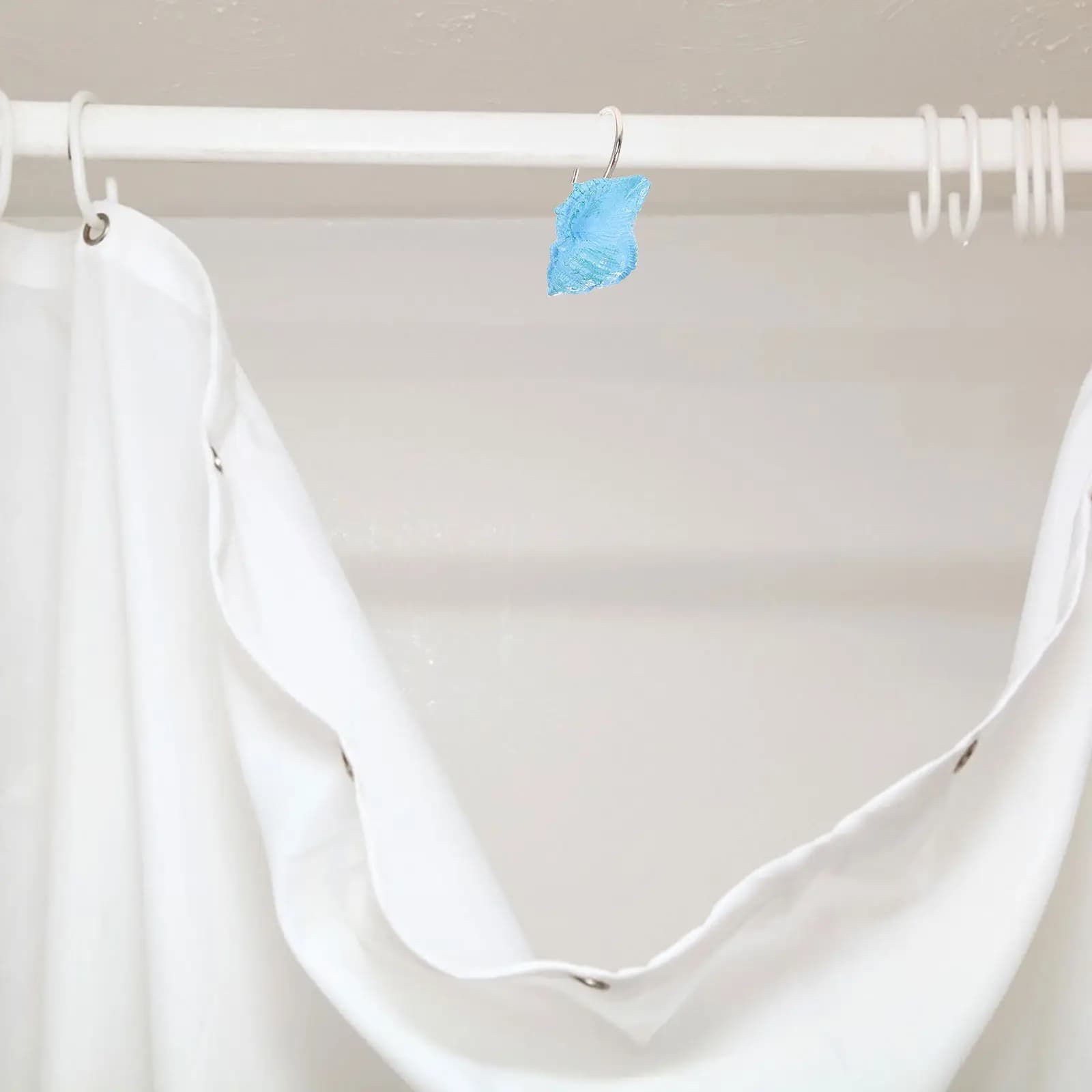 12 Pezzi Ganci per Tenda Doccia in Resina, Anelli Decorativi Moderni per Tende da Bagno, Finitura Liscia Glamour, Facile Installazione per Porte Scorrevoli