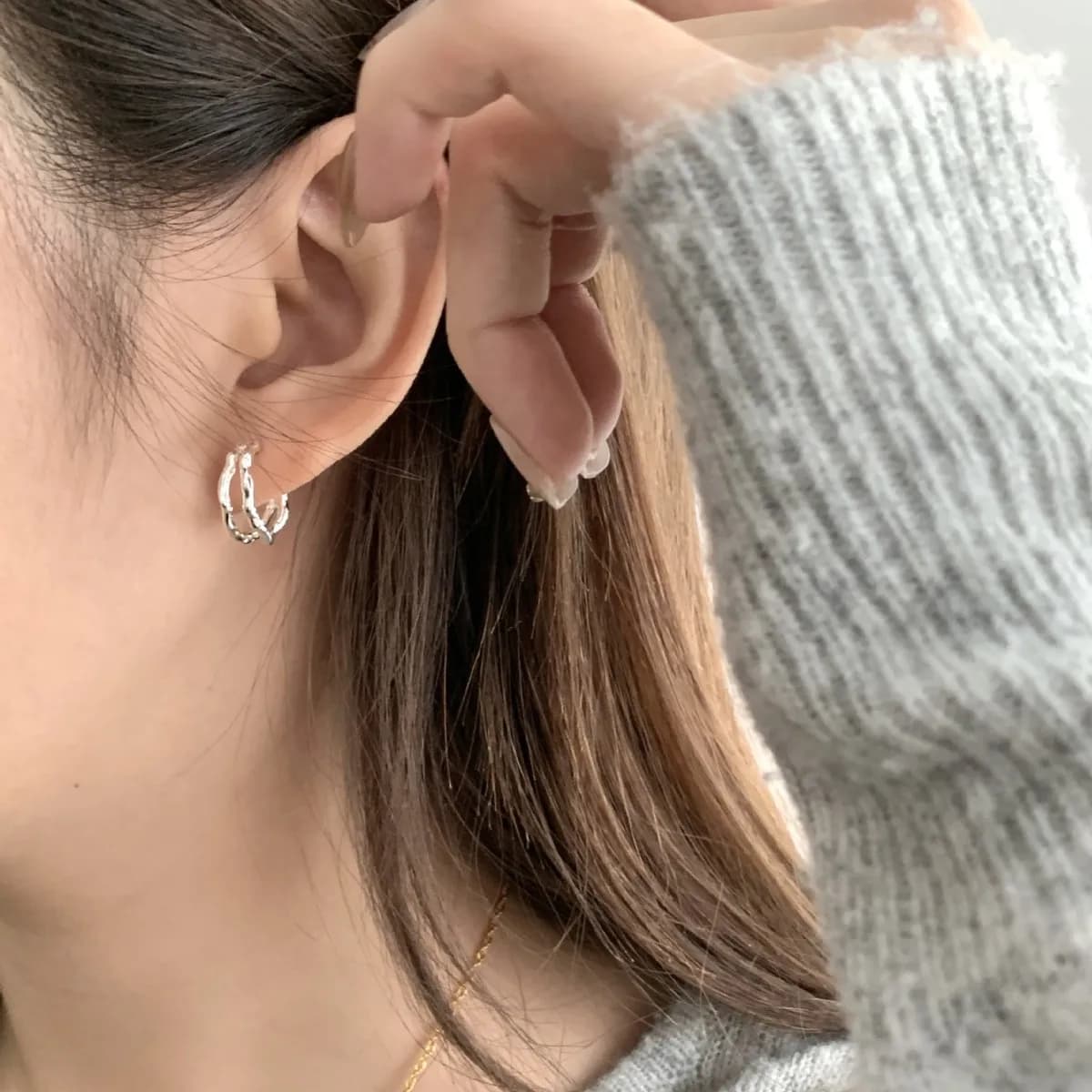 PANJBJ 925 Sterling Silver Hoop Earring for Women Love Heart Minimalism Sweet Romance Lovely Office Jewelry Gift Dropshipping