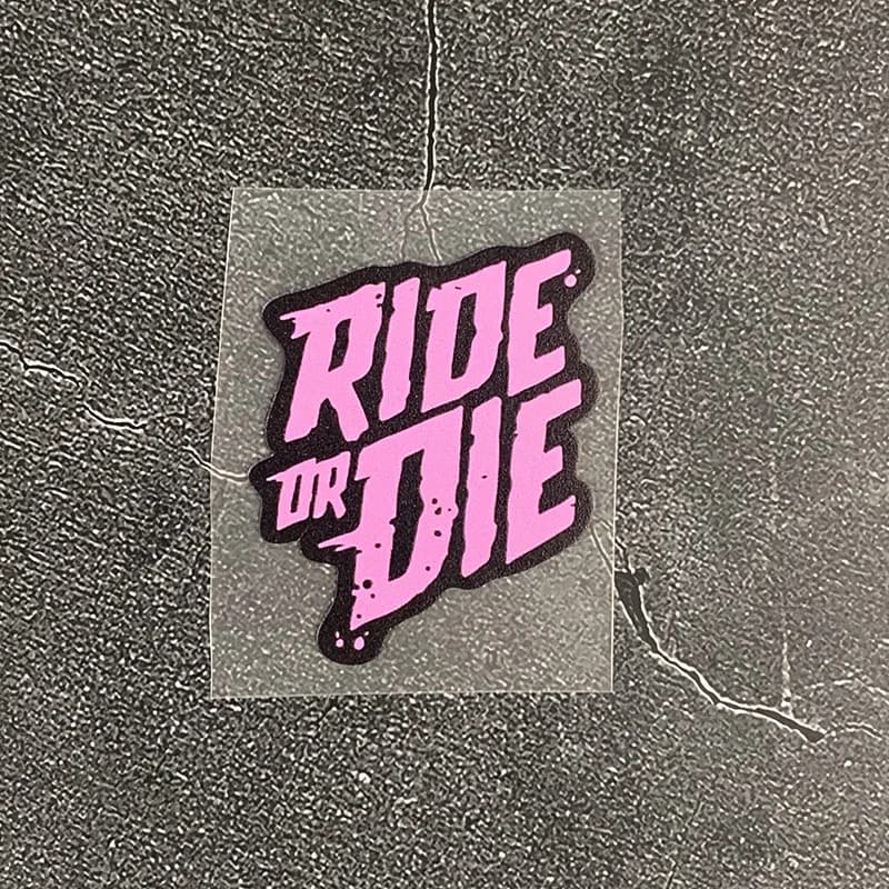 4 adesivi in vinile con graffiti 'Ride or Die', decalcomania impermeabile multicolore per auto, bici e casco