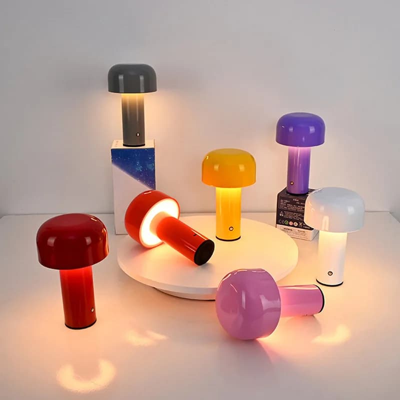 Lampada da scrivania decorativa a fungo di ricarica creativa nordica adatta per soggiorno camera da letto testata bar atmosfera luce notturna
