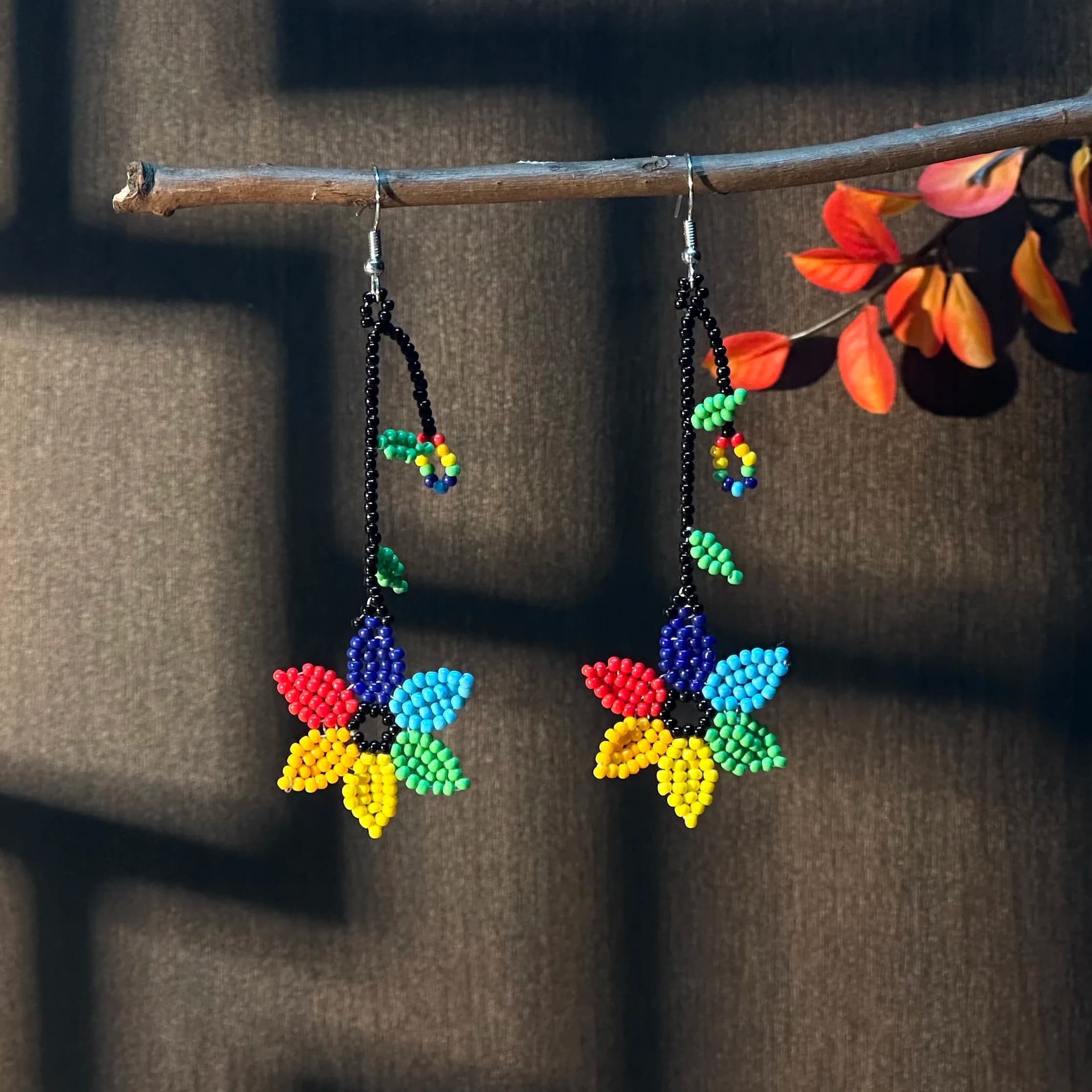 Earrings with cute flower shaped fish beads Earrings with handmade Bohemian seed beads Creative design Women's jewelry with colored glass beads
