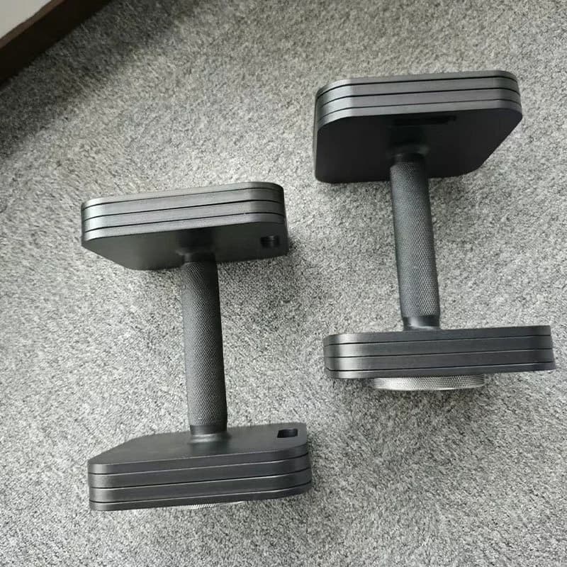 Set di Manubri Quadrati Regolabili 3-in-1 dal Design Unico, Incrementi di 2kg, con Funzione Bilanciere e Kettlebell, in Acciaio