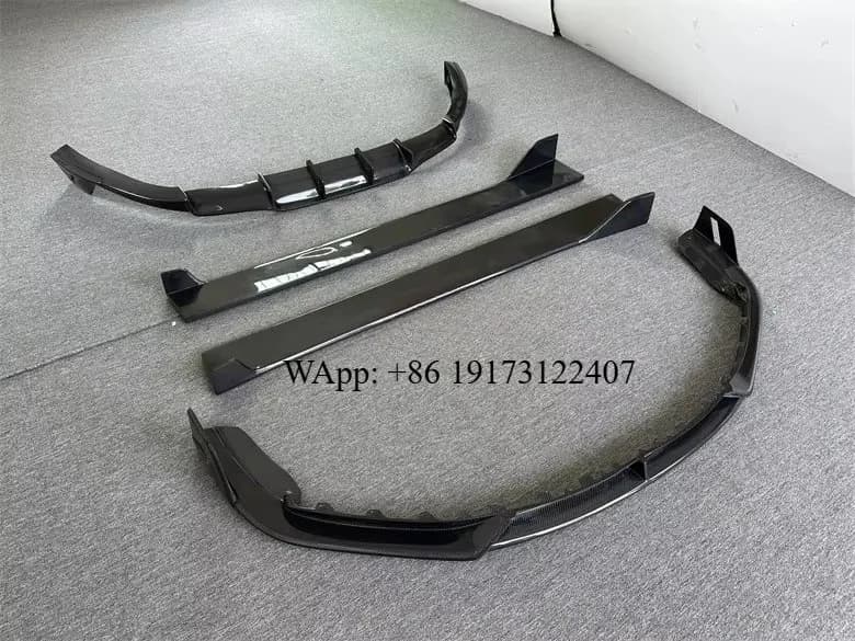 Kit Carrozzeria in Fibra di Carbonio Stile XB per 911 992 Carrera: Labbro Anteriore, Diffusore Posteriore e Minigonne Laterali