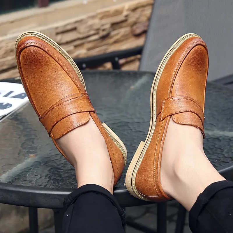New Fashion PU Leather Men Party and Wedding Casual Loafers Italian Men's Dress Shoes Comfortable Breathable Men Shoes