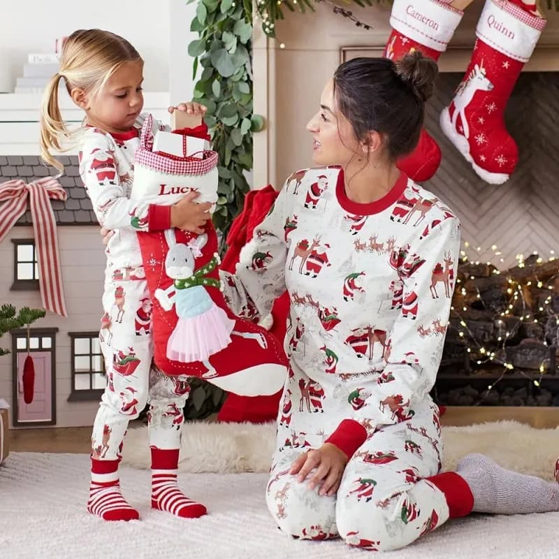 Vestiti di Capodanno Bianco Rosso Babbo Natale Stampa Pigiama di Natale Set Nuovo abbigliamento genitore-figlio Carino morbido Homewear Pagliaccetto per bambini