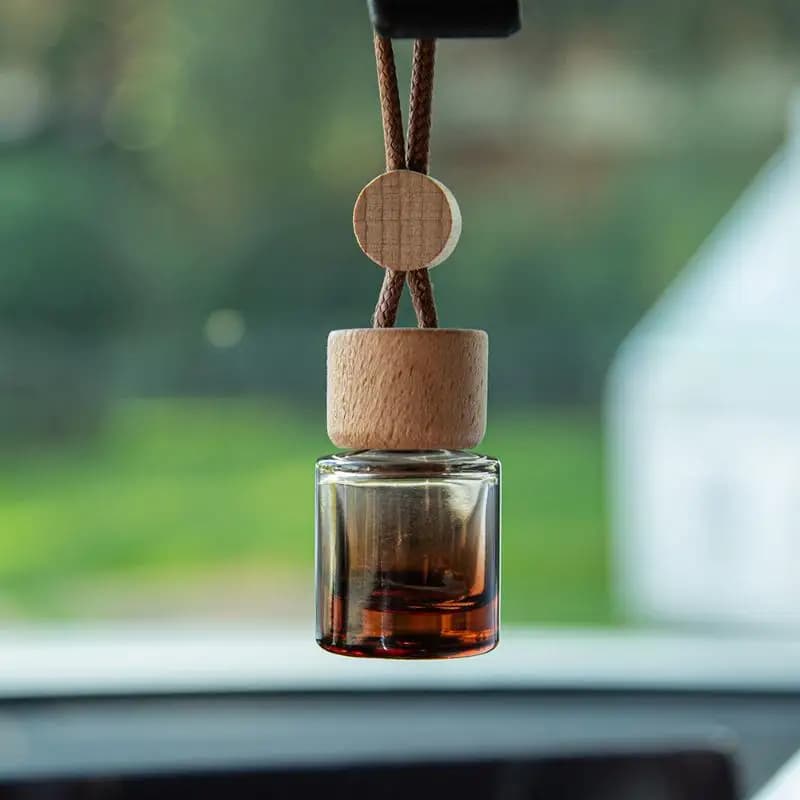 Essential Oil Diffuser for Car, Deodorant for Environments, Perfume Bottle, Ornament with Round Car, Vacuum Flacon Pendant