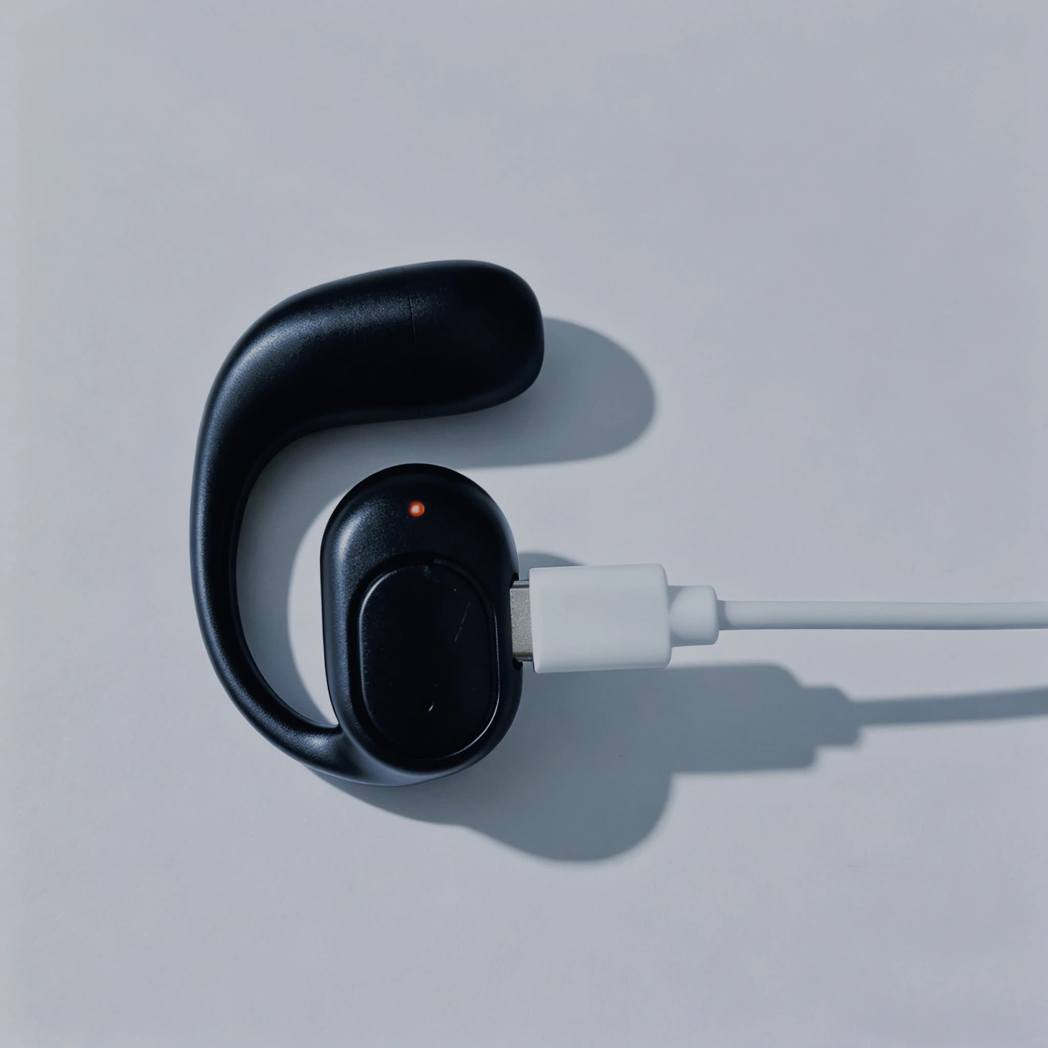 Cuffie Bluetooth Wireless con Gancio per Orecchio Singolo, Microfono e Cancellazione del Rumore a Conduzione Ossea per la Guida