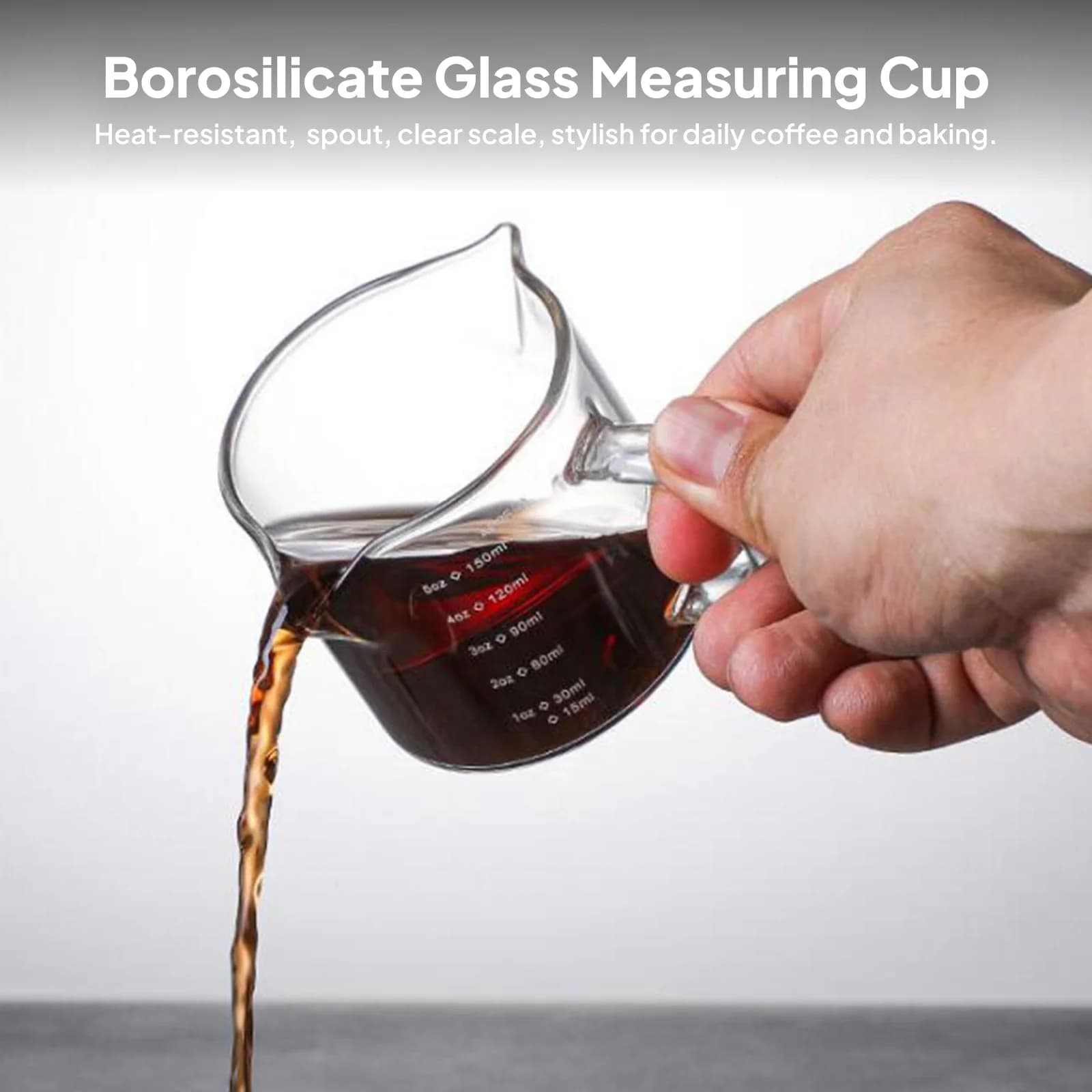 Tazza dosatrice in vetro con doppio beccuccio, resistente al calore, per miscelare bevande, ideale per feste e bar.