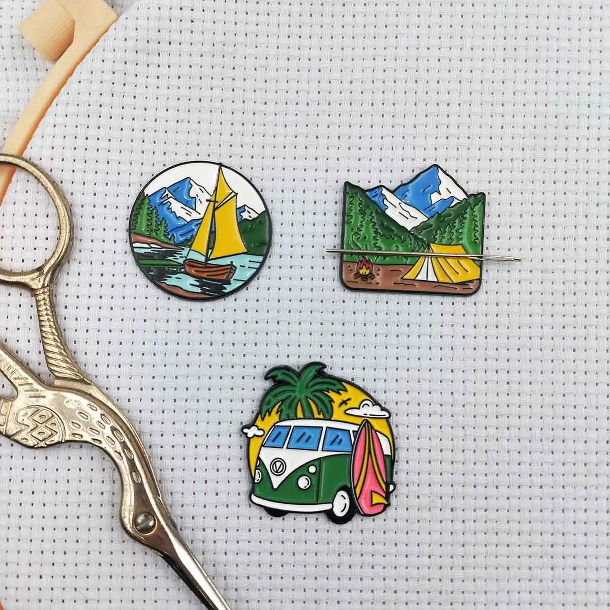 Landscape Needle Minder, Nature Scenery Magnetic Needle Holder for Cross Stitcher, Needle Keeper Enamel Embroidery Accessories