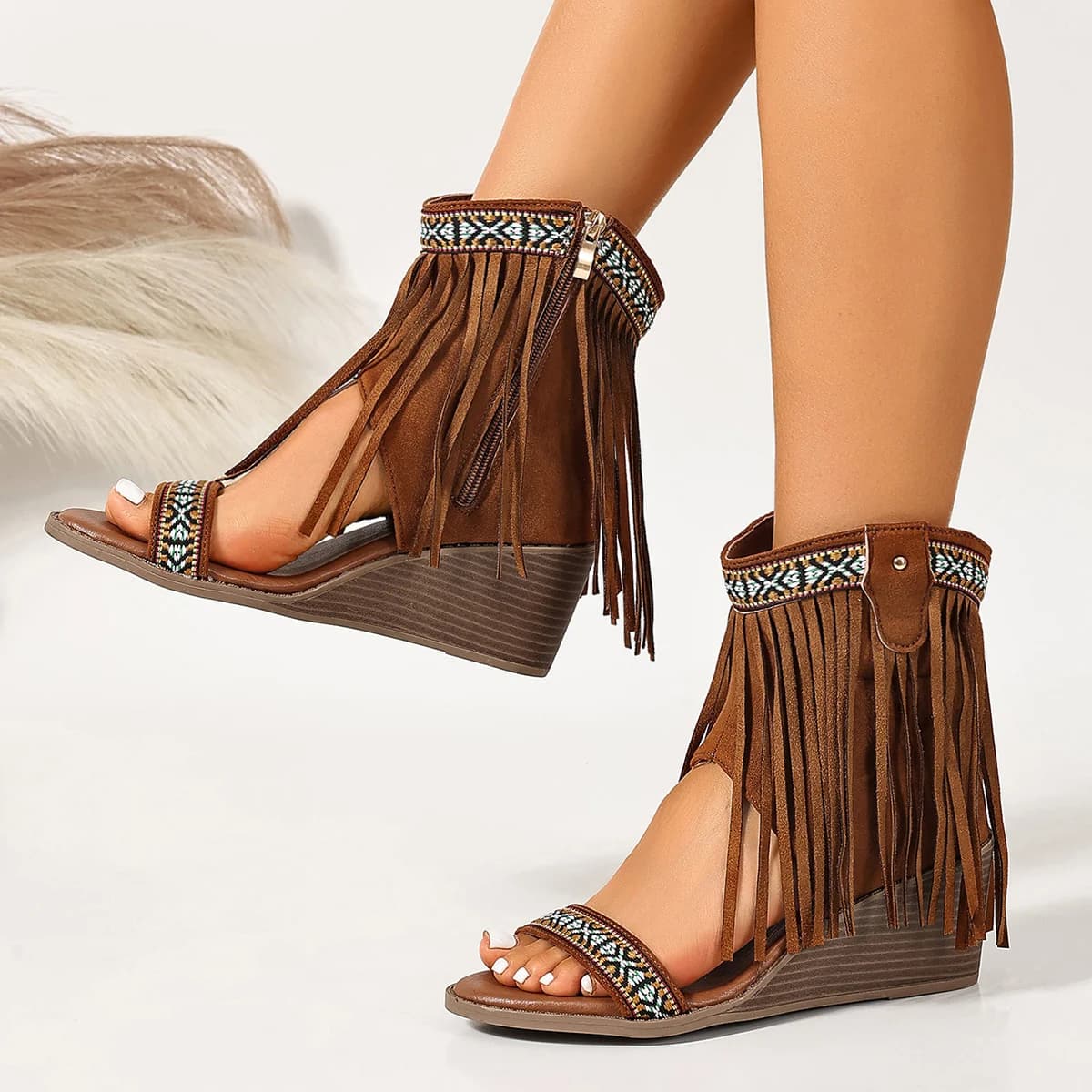 Bohemian Tassel Wedge Sandals for Women, Summer Ethnic Woven Strap Open-Toe Single Strap Wood-Grain Thick-Soled Western Vacation Style Sandals