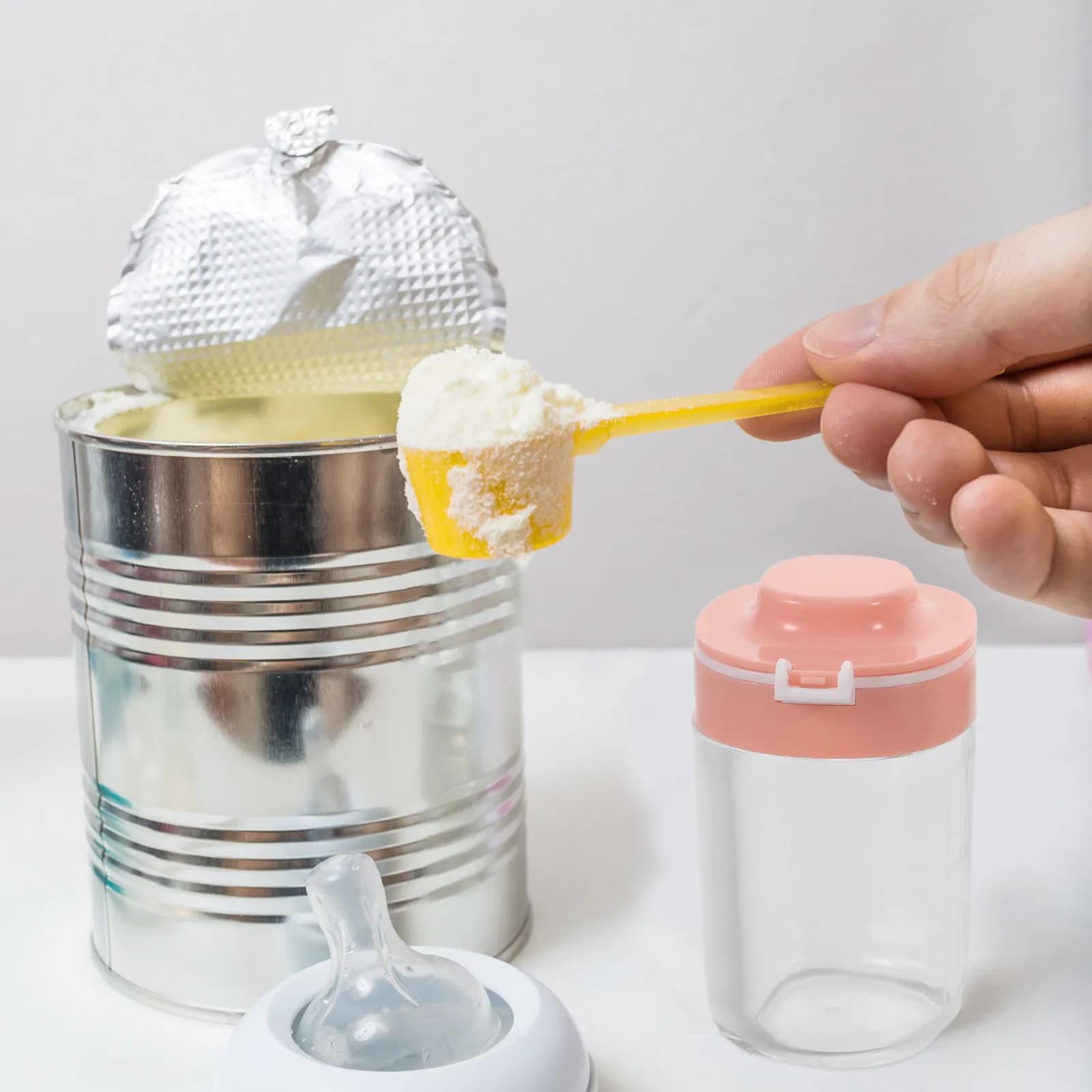 6 contenitori portatili per latte artificiale, barattoli in plastica riutilizzabili per alimenti per bambini con doppio coperchio per conservare snack da viaggio, dispenser per latte in polvere