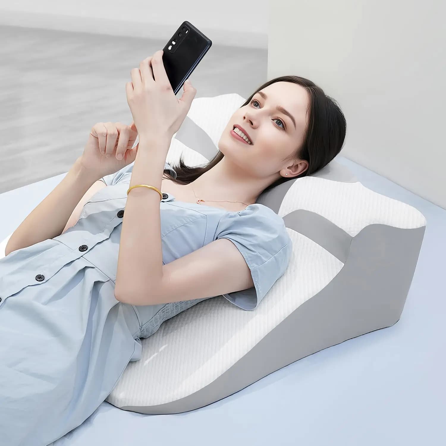 Bed Wedge Pillow for Sleep Apnea, Post-Surgery Recovery Pillow with Ergonomic 3-in-1 Certified (Pearl White)