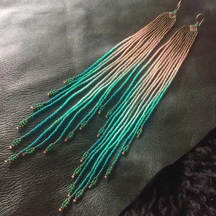 Orecchini con perline di riso Nappe di colore sfumato Lega di Boemia Creatività femminile Tessitura a mano Orecchini semplici con perline alla moda