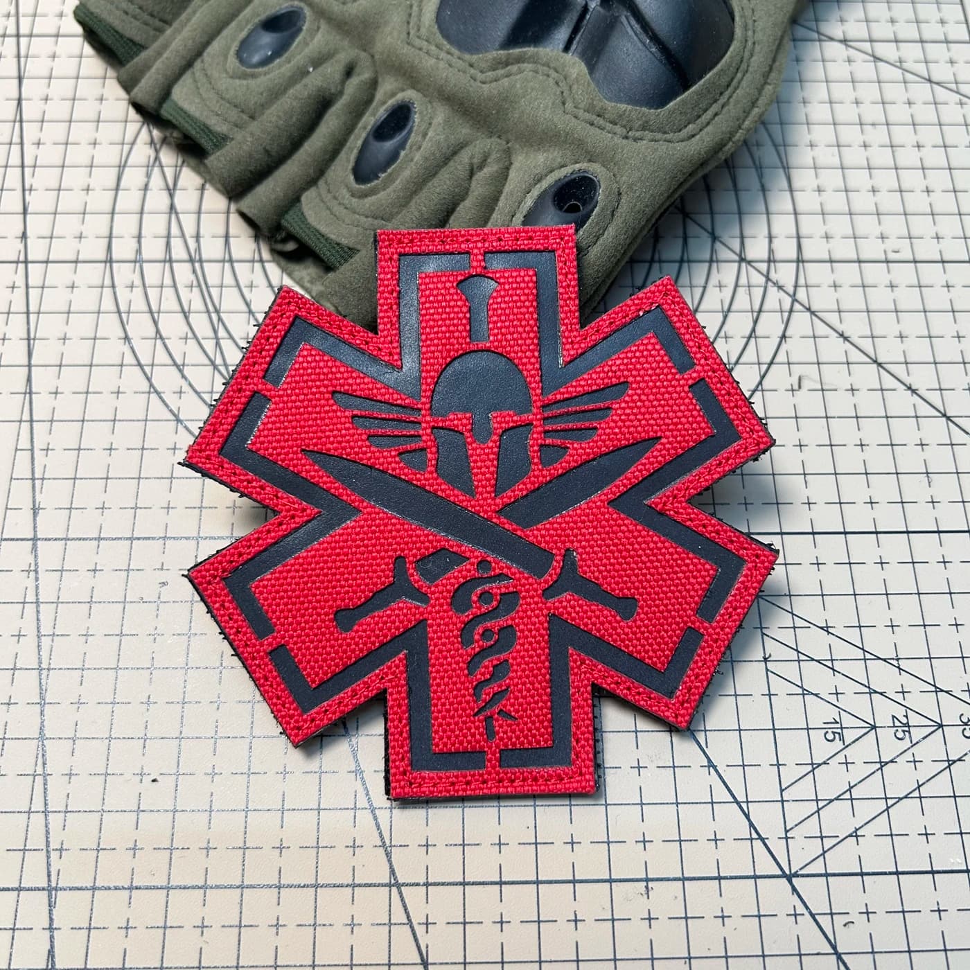 Reflective Tactical Medic Star Patch, Hook And Loop Badge, First Aid Identification For Tactical Vests & Emergency Bags