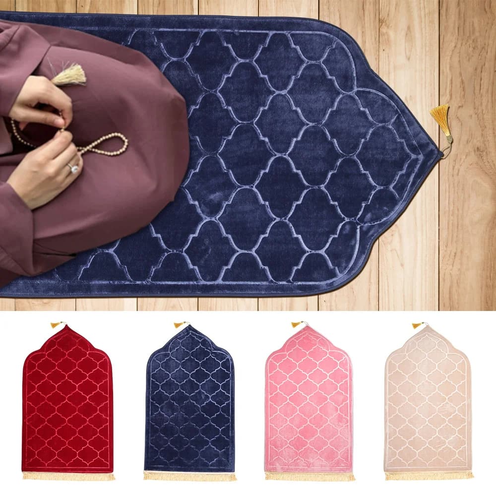 Soft worship kneeler travel carpet prayer mat anti slip flannel carpet for Ramadan Muslim embossing portable floor mats