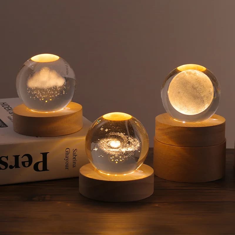 Crystal Ball of the Moon Creative Esthetic Glass Ball Transparent Galaxy Globe Night Light Crystal Ball Lamp Desktop Decoration Ornament For Home