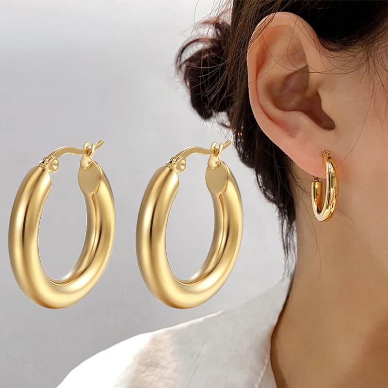 Nuova Tendenza Elegante Classico Orecchini a Cerchio Lisci Rotondi alla Moda per Donna in Acciaio Inossidabile Spessore 5mm Orecchini a Cerchio Huggie