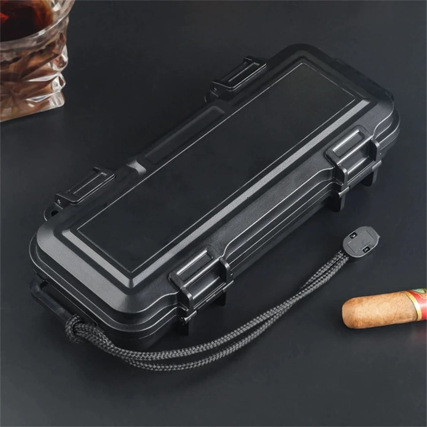 Umidificatore per sigari classico a 4 sigari con deflettore regolabile, design impermeabile in plastica ABS portatile, umidificatore incorporato regalo da uomo
