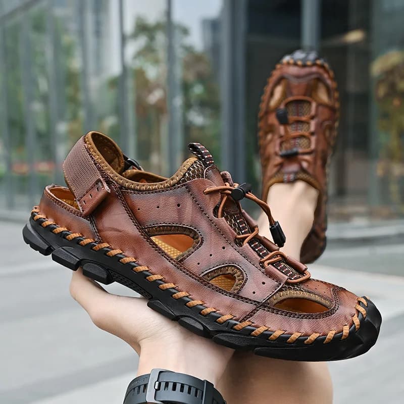 2026 New Men's Summer Thick Bottom Sandals Casual Beach Sandals Men Shoes Mesh Breathable Comfortable Soft Roman Men's Slippers