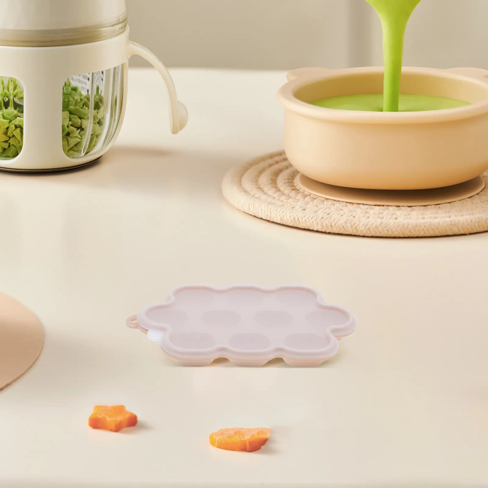 Vassoio per Congelare Alimenti per Bambini, Stampo in Silicone per Cubetti di Ghiaccio, Contenitore per Conservazione Latte Materno, Facile da Sfoderare, Impilabile, Gadget da Cucina