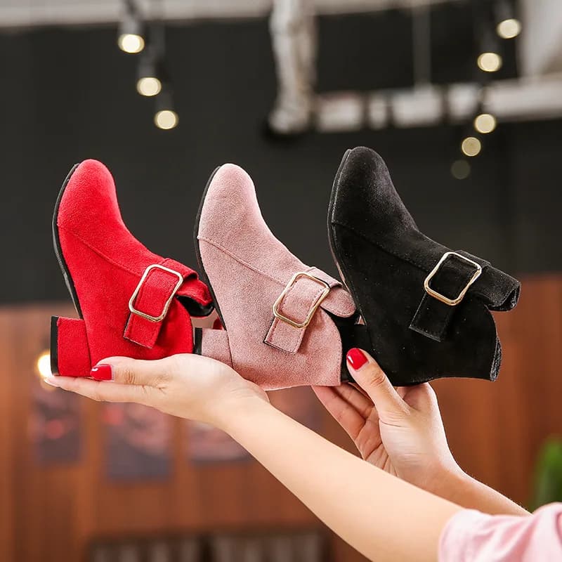 Stivali alla Moda per Bambine con Tacco Alto, Stile Britannico, Scarpe da Principessa, Nuovi Stivaletti Monocolore per Bambine con Cinturino alla Caviglia e Velcro