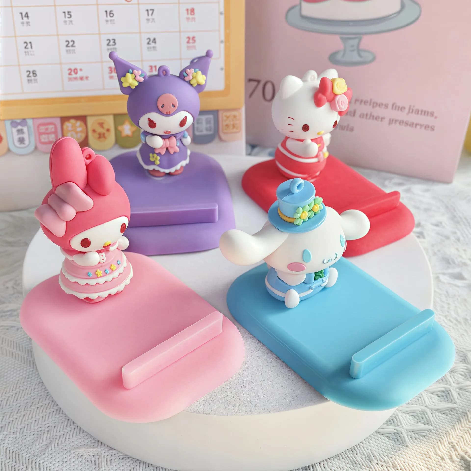 Supporto per Telefono da Scrivania Sanrio Hello Kitty My Melody Kuromi Cinnamoroll, Decorazione con Personaggi Cartoon