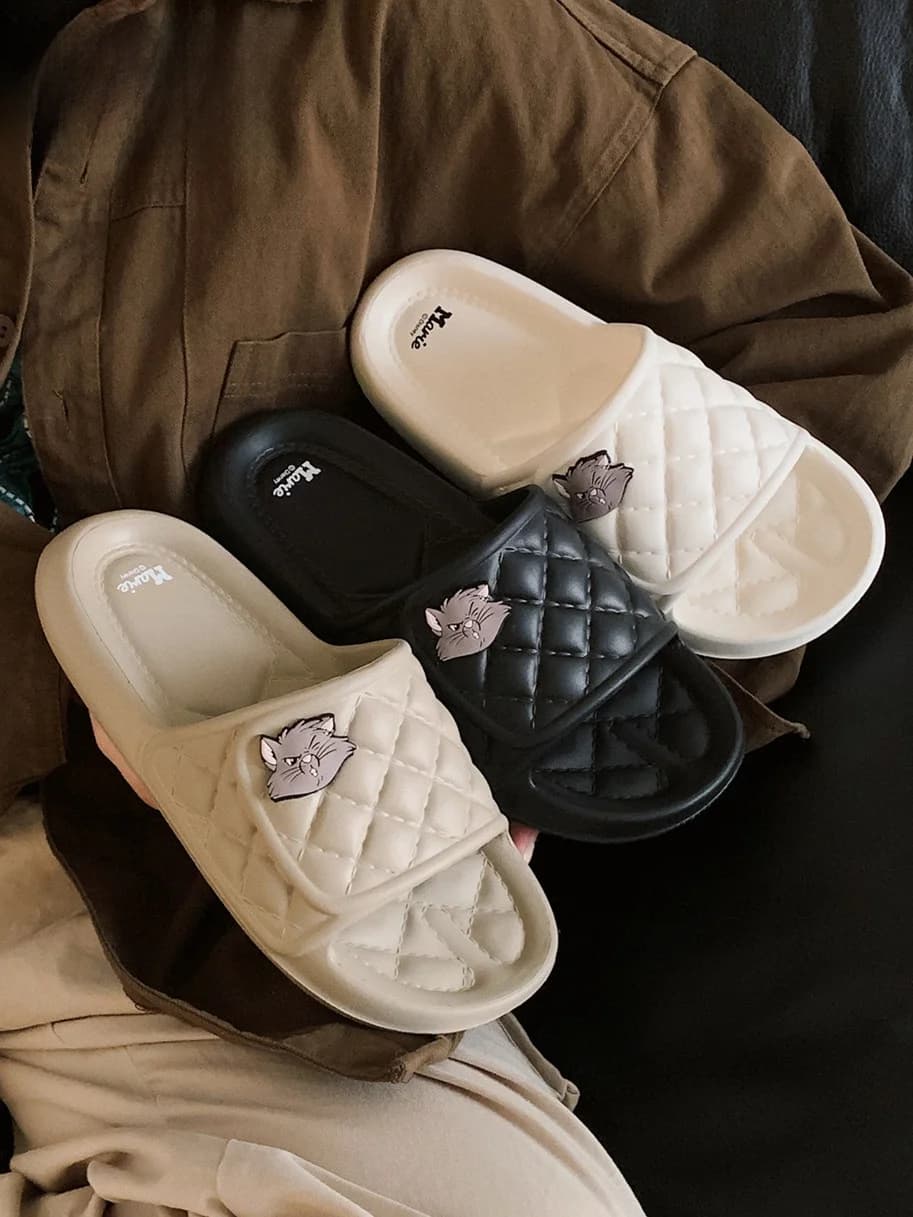 Cartoon Home Slippers Men's Summer Anti-Slip Indoor Slippers Comfortable EVA Flat Heel Couple Slippers Youth Size