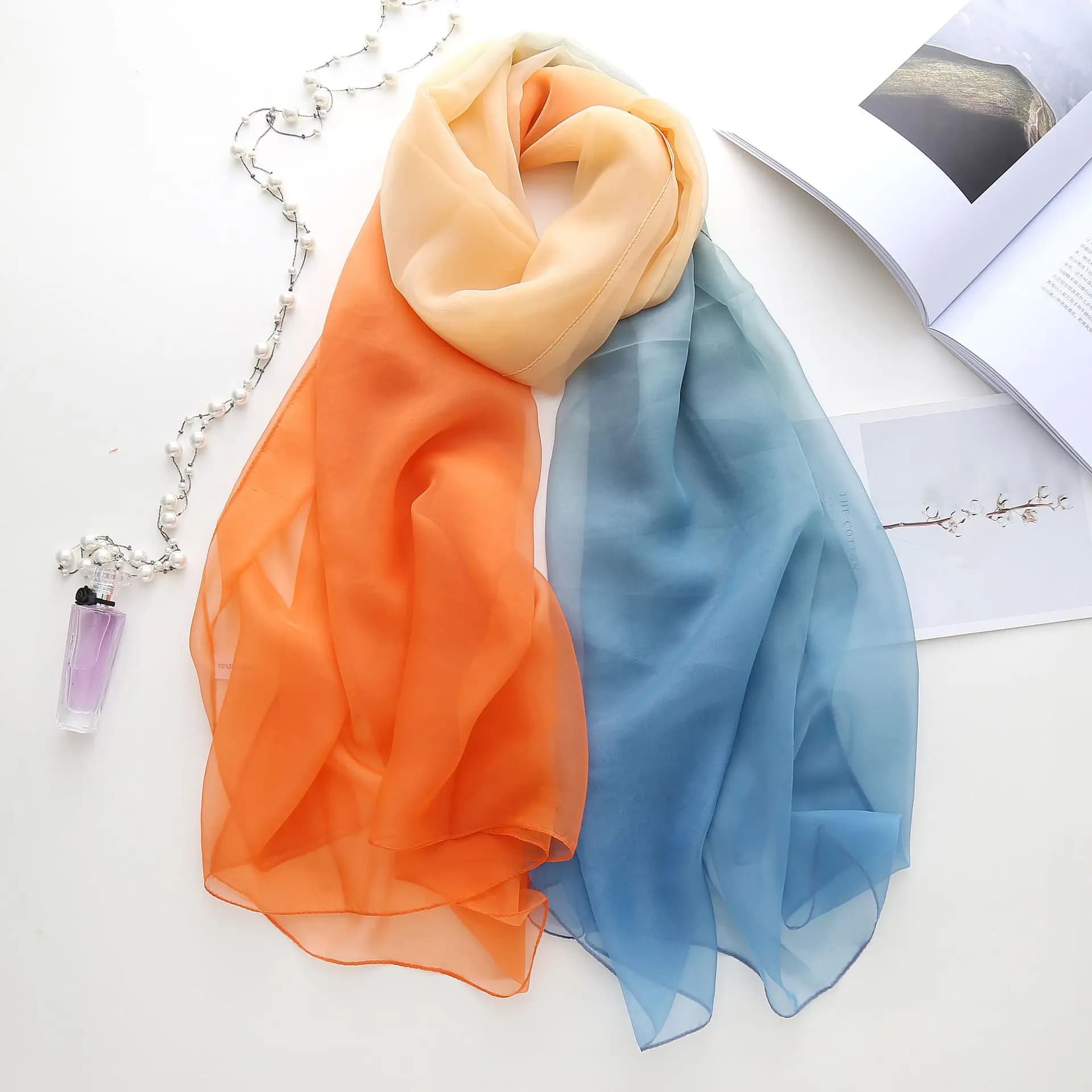 Solar Protection Ice Silk Scarf Wrap Fashion Color Dispensing Large Beach Woman 180* 140 cm Micro-trapane Socks Slide with Air Conditioning