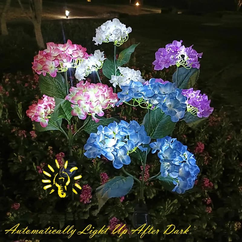 Lampada Solare LED da Giardino a 3 Teste a Forma di Fiore di Ortensia, per Esterni, Decorazione Estiva per Casa, Matrimoni e Festival