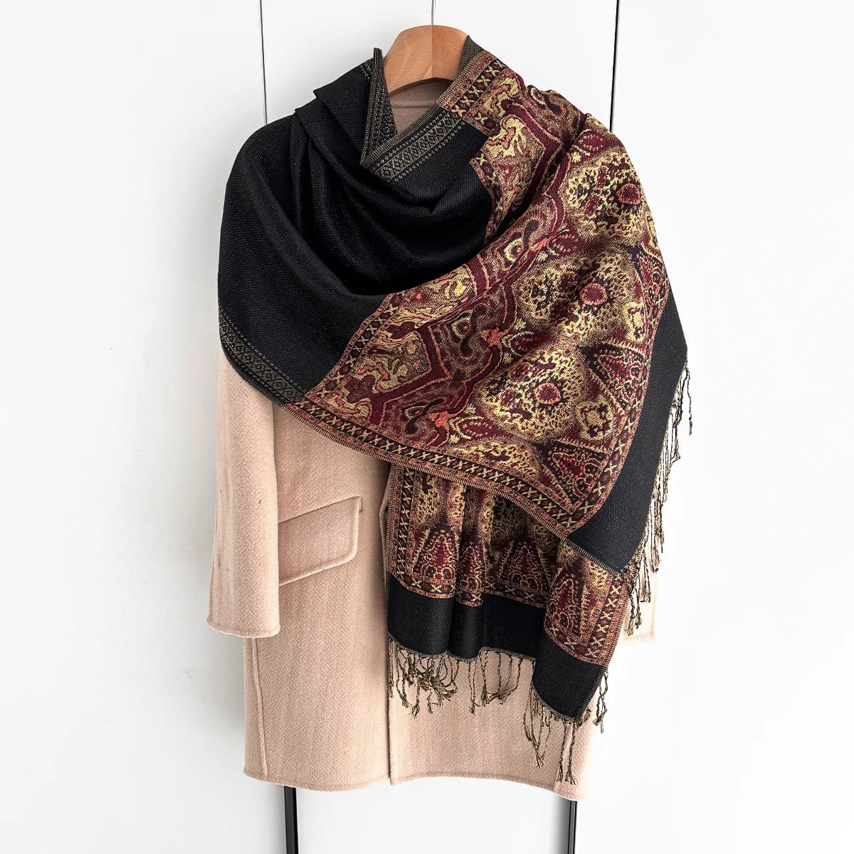Sciarpa di lusso per le donne Autunno finto cashmere Scialle di Pashmina Avvolgente Scialle invernale caldo Design Stampa Foulard femminile Stole Marca