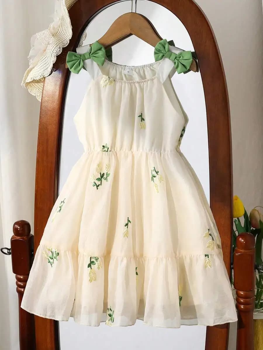 Abito color crema con scollo a cuore e fiocco, ricamo floreale per ragazze, gonna a strati casual estiva