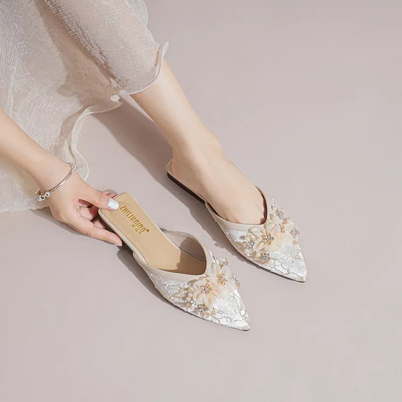 Luxury Lace Flower Decor Women's Slippers Elegant Wedding Party Women's Sandals Pointed Head Flat Women's Shoes Sandalias Mujer