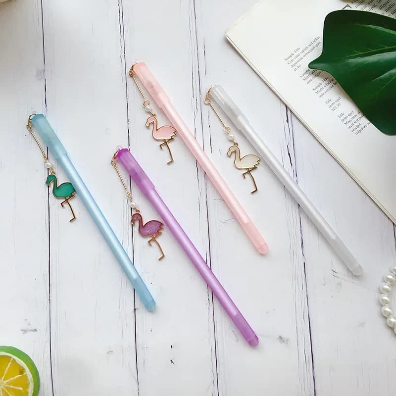 36PCS Creativo Cartoon Ornamenti Flamingo Penna Xian Nv Bi Zhen Guan Bi Studente di Plastica Penne Gel Cancelleria Kawaii Materiale Scolastico