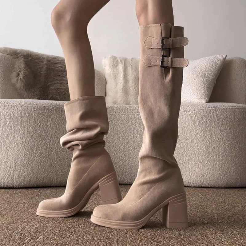 Retro Belt Buckle Heels 2026 Small Man Block Heel Pant Leave Pile Boots