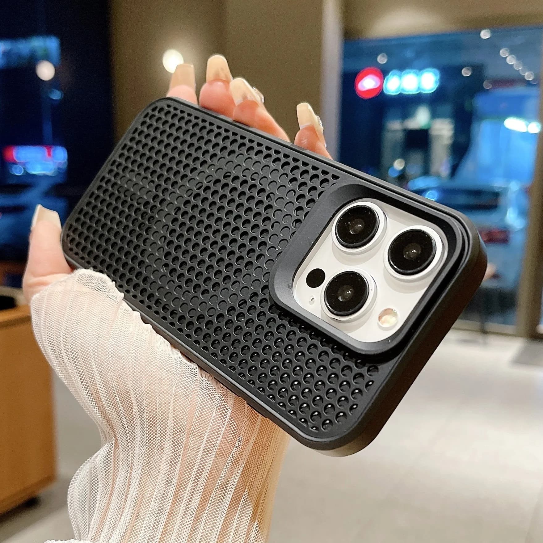 Magsafe Cooling Breathable Shell Magnetic Case for iPhone 16 15 14 13 12 Pro Max Plus Shock-resistant heat dissipation housing