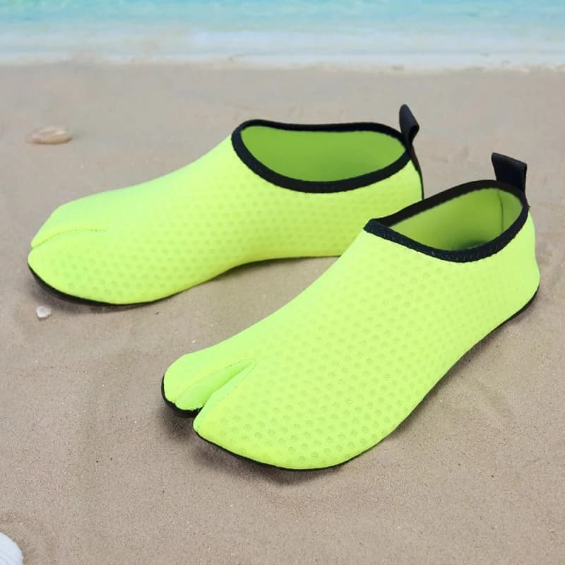 Scarpe da acqua unisex antiscivolo Calzini da sub per nuoto Scarpe estive Sandalo Scarpe basse Sneaker da mare Calzini Pantofola per uomo Donna