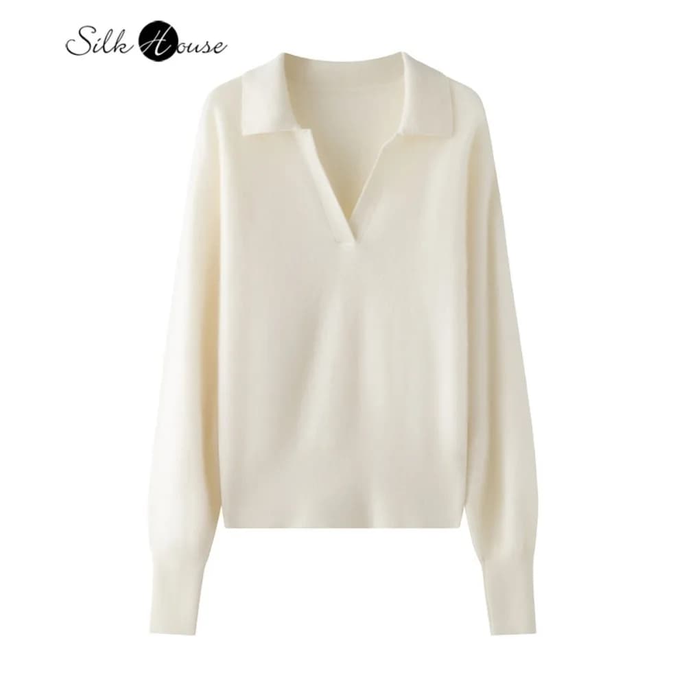 2025 Autunno e Inverno Abbigliamento da donna Stile vintage 30% Polo in cashmere Collo a forbice Maglione con fondo in lana stile pigro francese