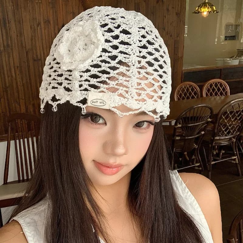 Bohemian Ethnic Style White Flower Hollow Pullover Hat for Women Spring and Summer Hand-knitted Breathable Knitted Beanie Caps