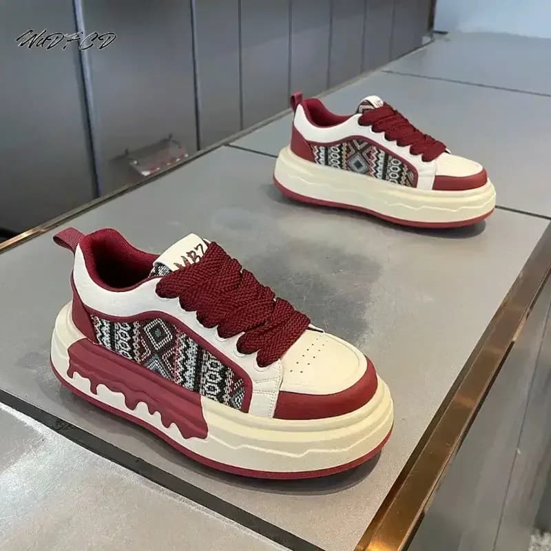 Sneaker Casual da Uomo Originali di Design, Scarpe da Skateboard Facili da Abbinare, in Pelle e Tessuto Traspirante, con Rialzo Interno e Suola Platform