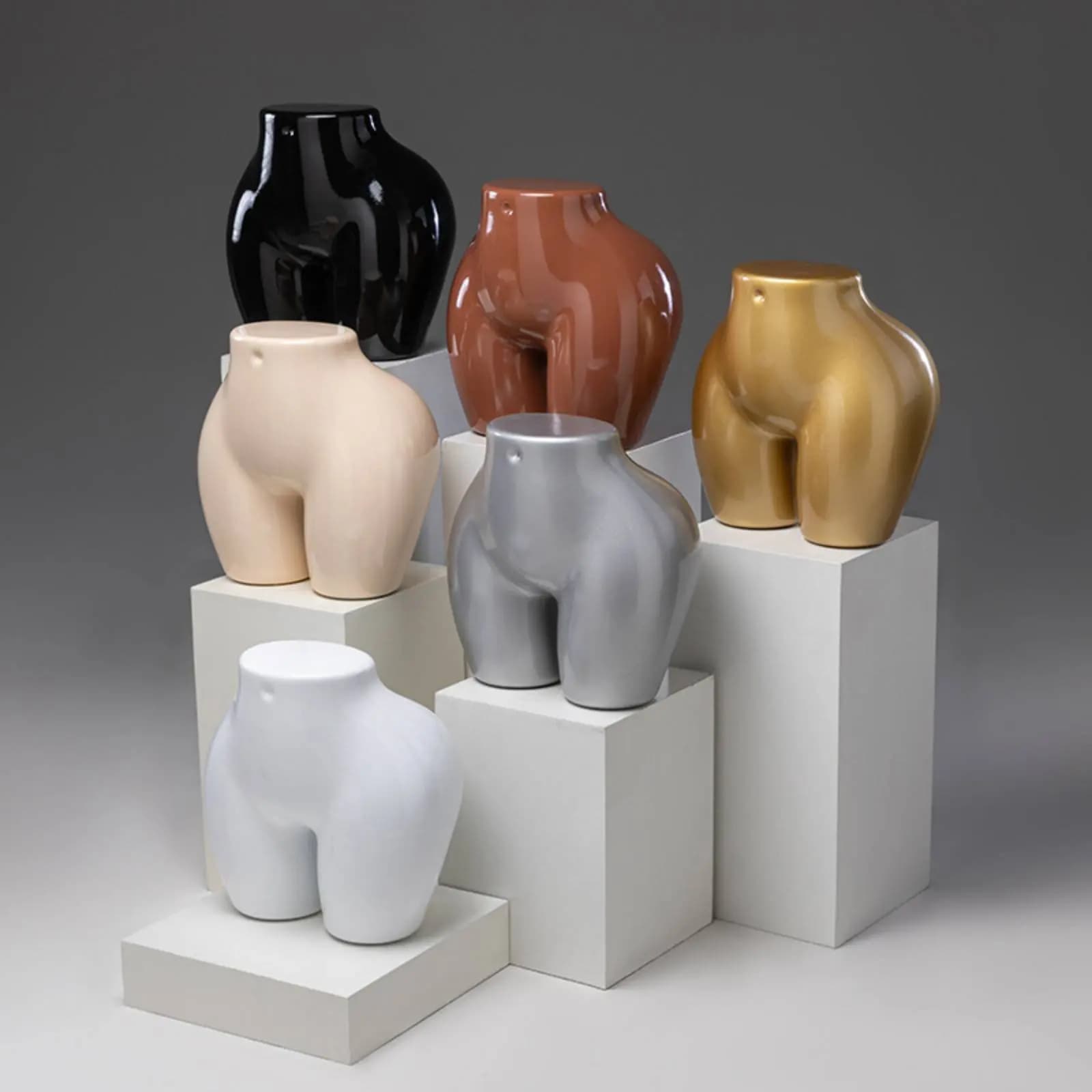 Manichino Femminile per Esposizione di Biancheria Intima, Forma Curva, Base Stabile, Finitura Lucida per Rivenditori e Boutique