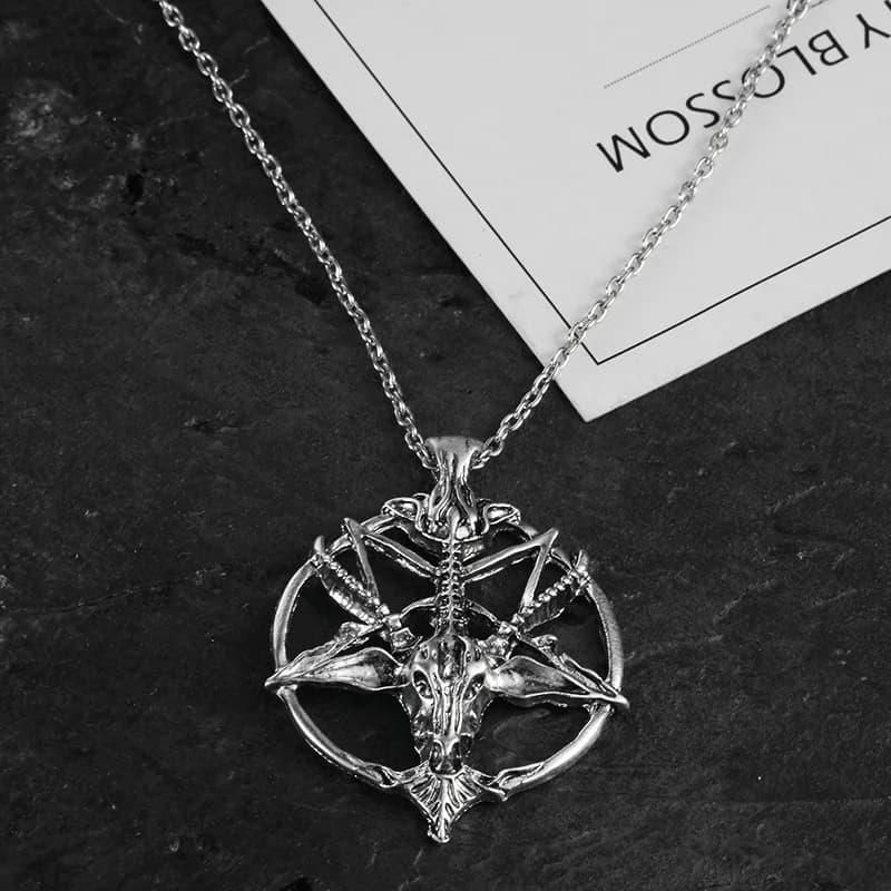 Vendita calda gioielli di moda fascino vintage donna uomo pentagramma Pan Dio teschio testa di capra collane a catena con pendente